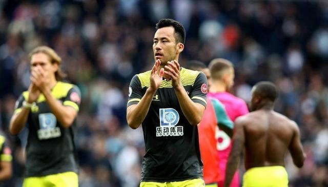 们在球场上 们在球场上