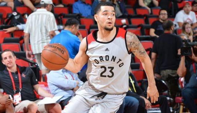 足球世界中 足球世界中