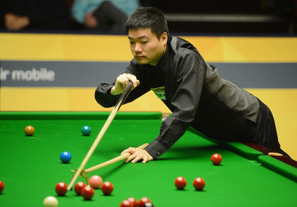 赛场上争得 赛场上争得