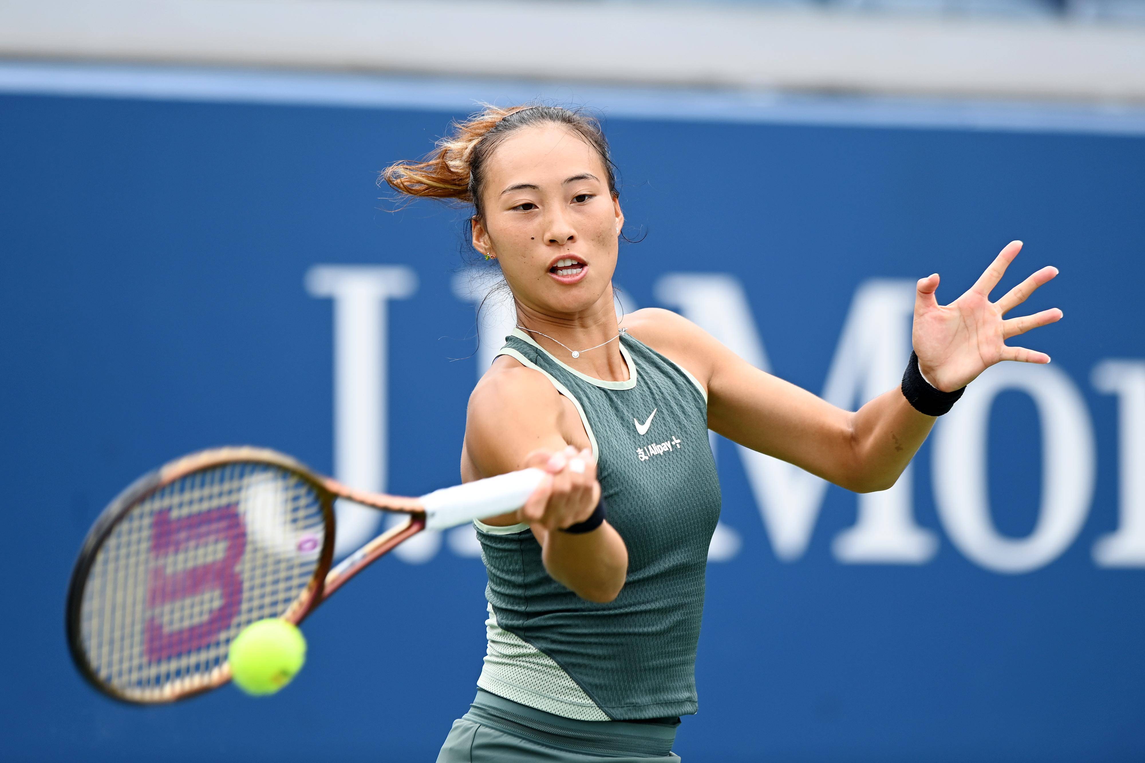 官方:费兰-托雷斯被罚在西甲停赛一场,罚款600欧元